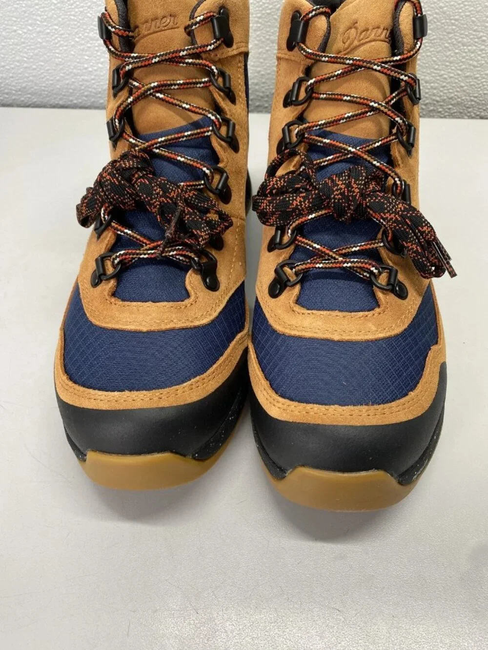 Danner Mens Free Spirit Suede, Textile Hiking Boots Size 9.5 D Brown, Navy